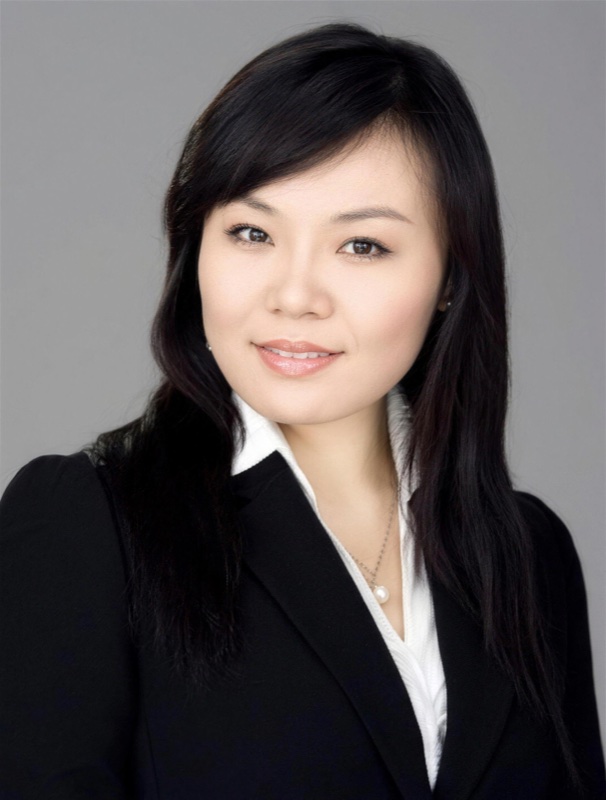 耿皓藍 — 神韻藝術團女高音歌唱家 評委